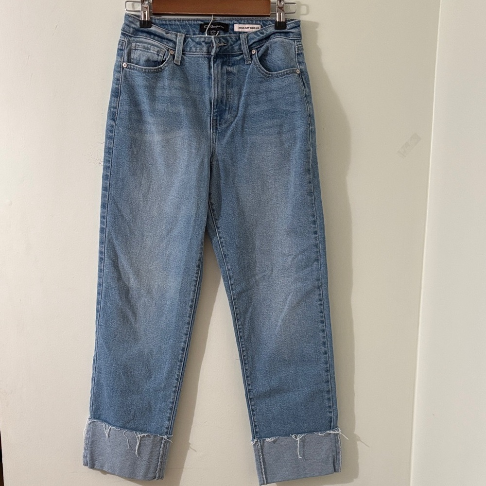 BCBGeneration Mega Cuffed Wide Leg Light Wash Jeans Size 3/26